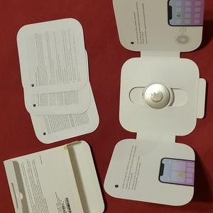 NEW APPLE AIR TAG Includes Holder